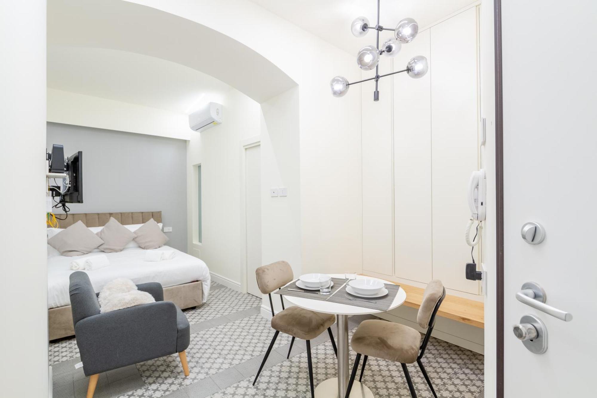 Centro Storico Vetra M4-studio 10min Walk Duomo Appartement
